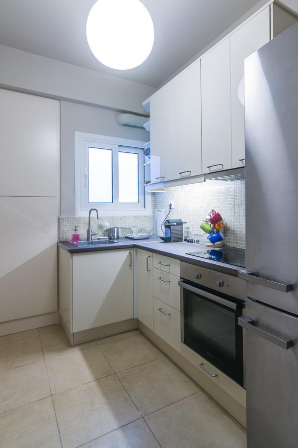 Aba Junior Apartment Veikou Street เอเธนส์ ภายนอก รูปภาพ